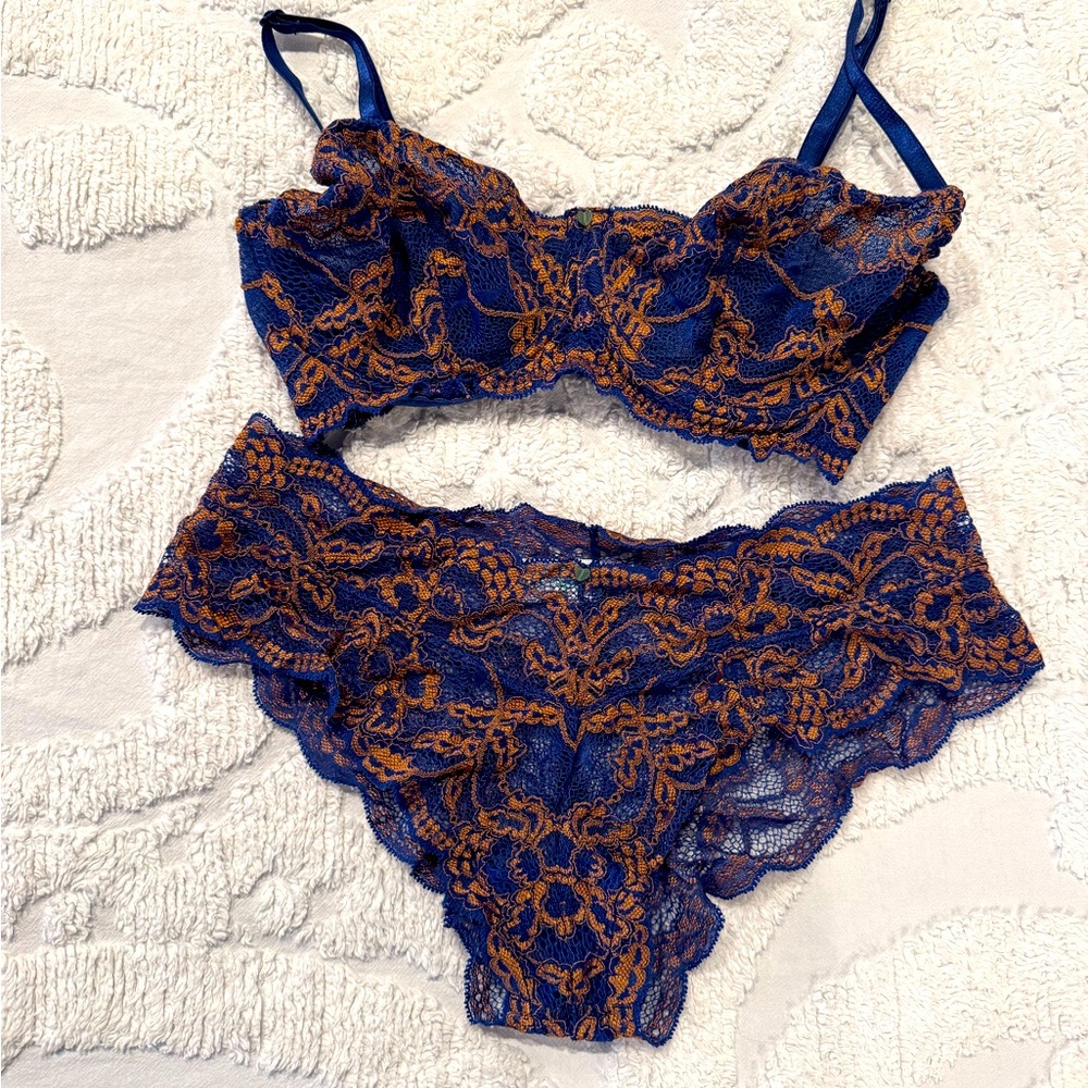 Clo Intimo underwire bra and panty set 34DD XL